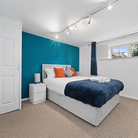 West Side Studio Apartment High Wycombe Habitación foto